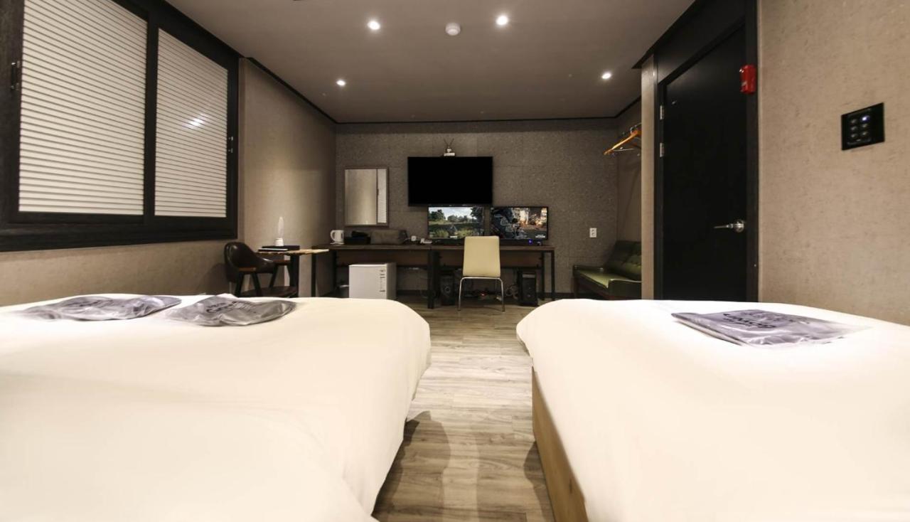 צ'אונן Hotel Parfe מראה חיצוני תמונה